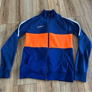 Nike Sportswear Club
Men's Full-Zip Jacket